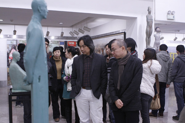广州美术学院领导参观展览