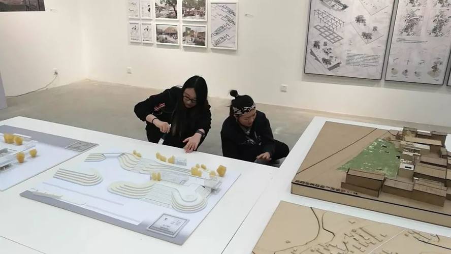 布展现场