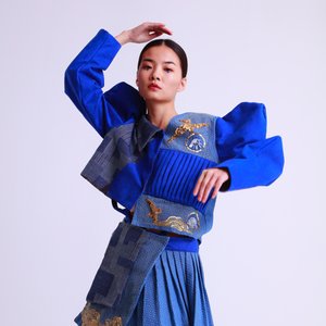 《时空》