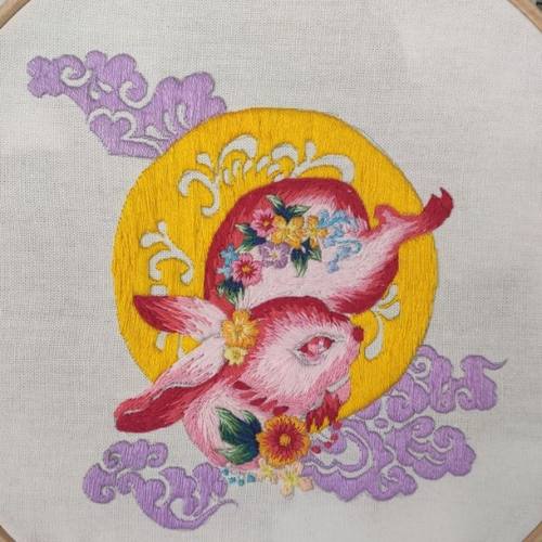 月上精灵